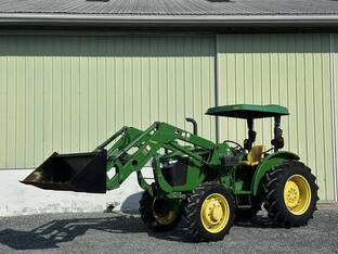 2015 John Deere 5075E