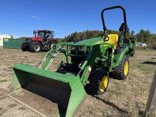 2022 John Deere 2025R