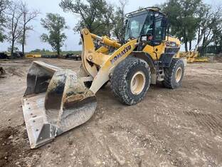 2024 Komatsu WA320-8