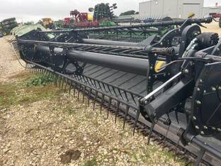 2014 MacDon Industries FD75-35