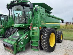 2022 John Deere S770