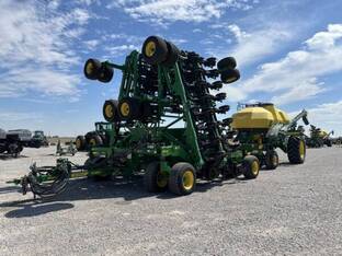 2022 John Deere N560