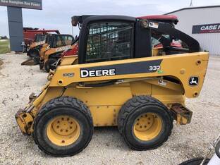 2005 John Deere 332D