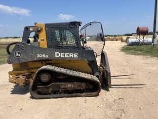 2019 John Deere 325G