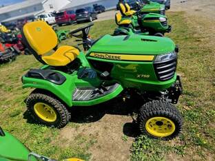 2023 John Deere X758