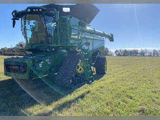 2025 John Deere S7 900