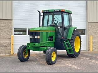 1994 John Deere 7400