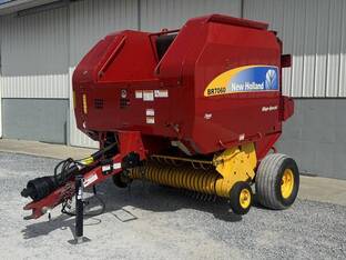 2009 New Holland BR7060