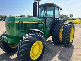 1989 John Deere 4755