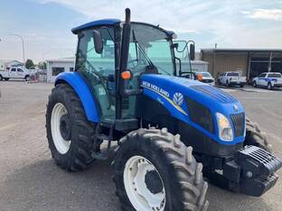 2014 New Holland T4.105