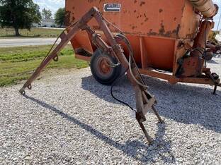 Custom Built 3PT HYDRAULIC BOOM