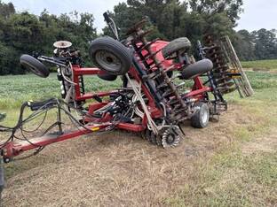 Case IH 330