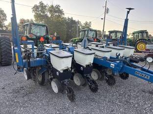 2005 Kinze 3000