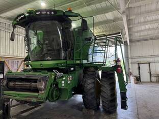 2015 John Deere S670