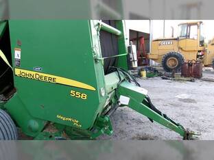 2007 John Deere 558