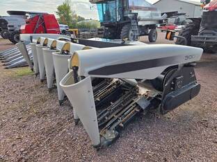 2005 Gleaner 3000