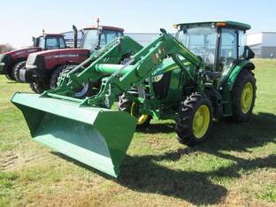 2023 John Deere 5100E