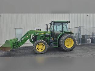 2022 John Deere 5100M