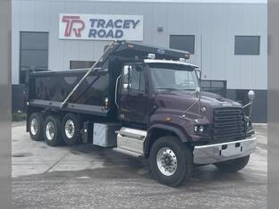 2025 Freightliner 114SD PLUS