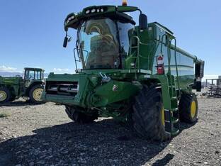 2018 John Deere T670