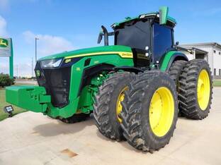 2022 John Deere 8R 340