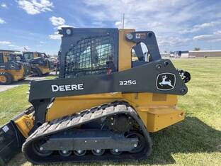 2025 John Deere 325G