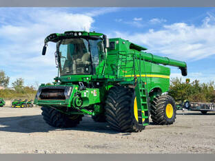 2023 John Deere S780