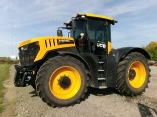 2016 JCB Fastrac 8330