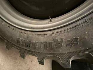 Alliance 650/65R38