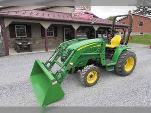 2010 John Deere 3320