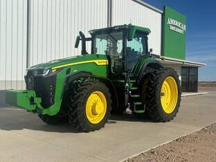 2024 John Deere 8R 230