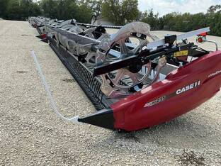 2025 MacDon Industries FD235