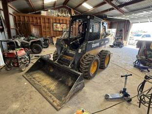 2023 John Deere 324G