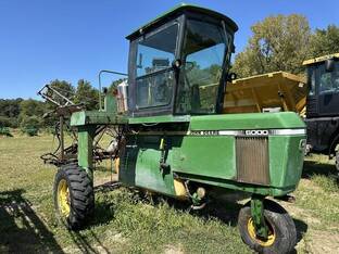 John Deere 6000