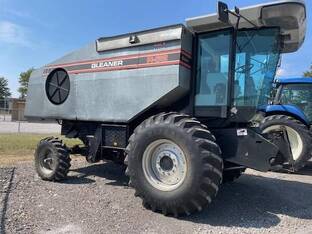 1992 Gleaner R52 II
