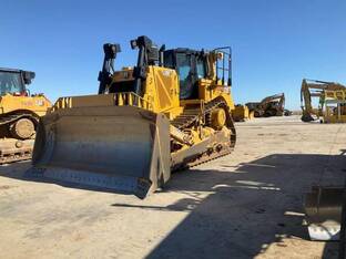 2022 Caterpillar D8T