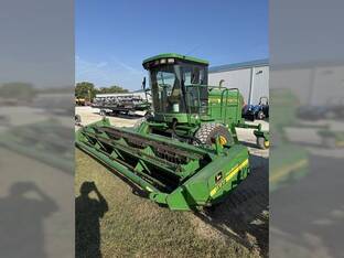 2000 John Deere 4890