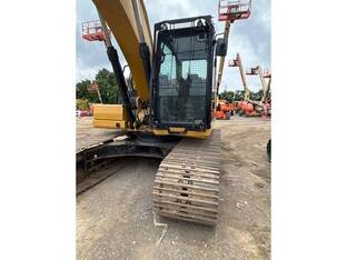 2019 Caterpillar 320