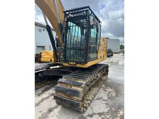 2020 Caterpillar 320