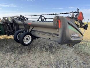 2015 MacDon Industries FD75-35