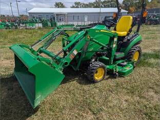 2018 John Deere 1025R
