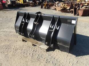 2022 John Deere 1.12 CUBIC YARD