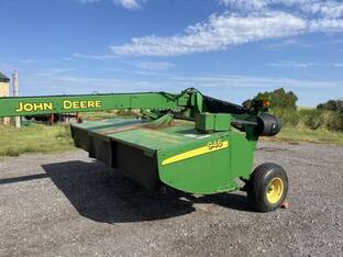 2011 John Deere 946