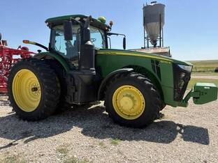 2018 John Deere 8320R