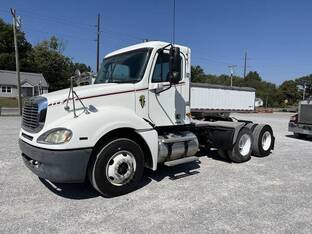 2004 Freightliner COLUMBIA 120