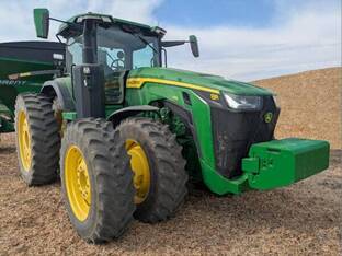 2022 John Deere 8R 410
