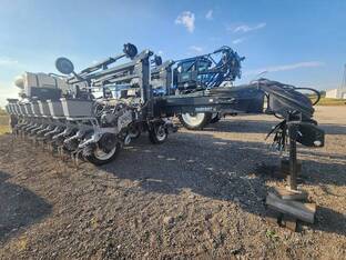 2017 Harvest International PB6030BRT