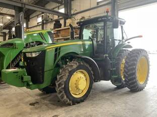 2015 John Deere 8245R