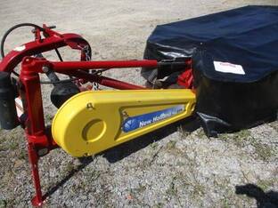2011 New Holland HM235