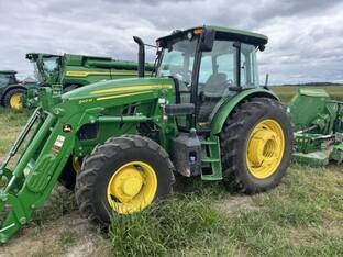 2024 John Deere 6135E